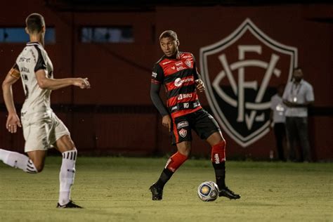 Barradao Informa Vitória Fecha Ano Com 21 Jogadores Da Base Ut