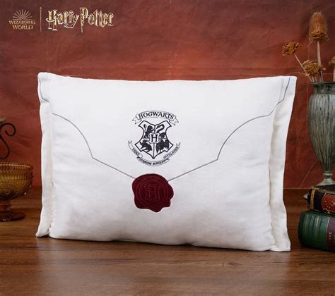 Harry Potter Coussin Lettre De Poudlard Cm X Cm