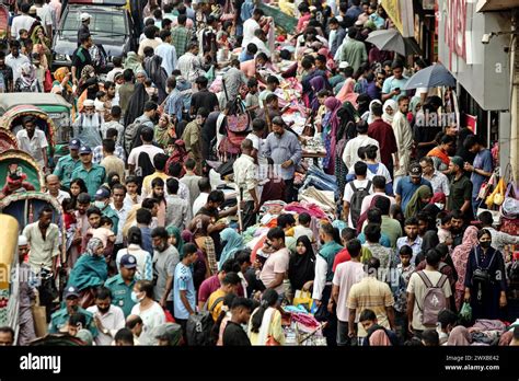 Eid Al Fitr Shopping In Dhaka City Dwellers Thronged Into Shopping