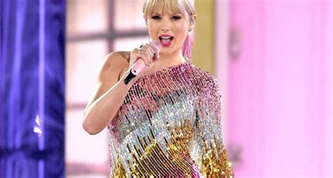 Suksesi i Taylor Swift Për çdo 78 transmetime në botë dëgjohet një