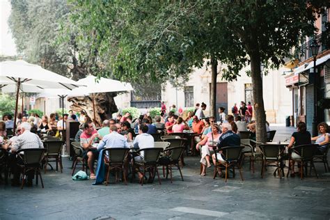 España recibe 8 3 millones de turistas en los 2 primeros meses un 3 9