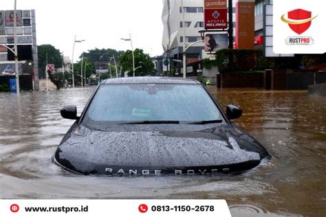 Begini Cara Perawatan Mobil Setelah Terendam Banjir