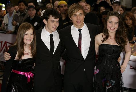 William Moseley Georgie Henley Anna Popplewell Skandar Keynes Anna