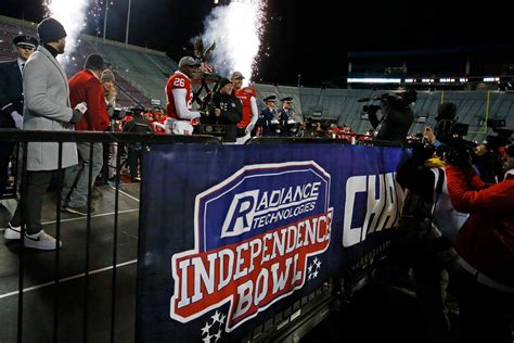 American Athletic Conference Team To Play In 2024 Independence Bowl