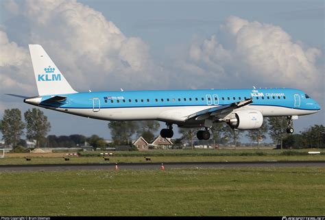 PH NXB KLM Cityhopper Embraer E195 E2 ERJ 190 400 STD Photo By Bram