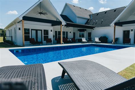 Pool Maintenance Services In Farmington Ar