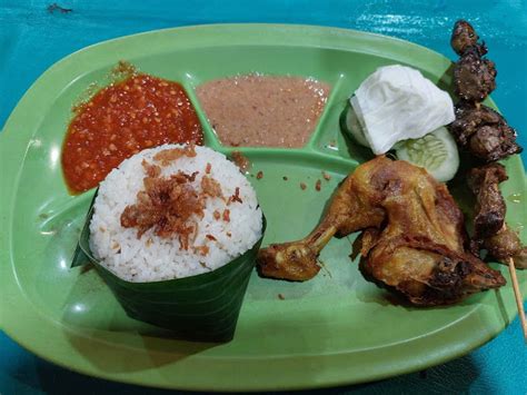 Kuliner Di Rawamangun Yang Legendaris Dan Menggugah Selera Nibble