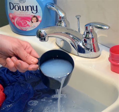 How To Hand Wash Clothes Laundry Tips Downy