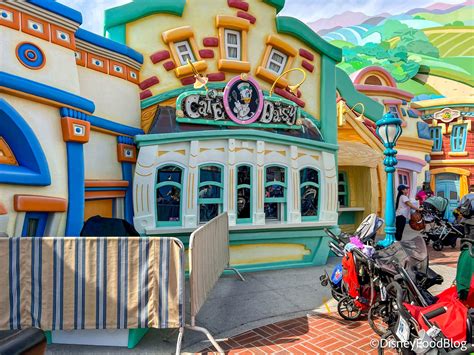 The Ultimate Guide To Disneyland S Toontown The Disney Food Blog