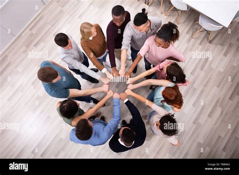 Join Hands Circle Hi Res Stock Photography And Images Alamy