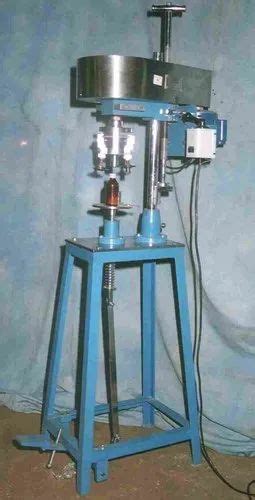 Ropp Cap Sealing Machine, Capacity: 10000 Bottles/Shift at best price ...