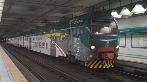 Treno Tsr Trenord R S Per Saronno Stazione Di Milano