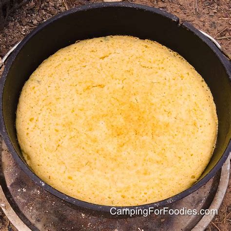 Easy Dutch Oven Jalapeño Cornbread showbizztoday