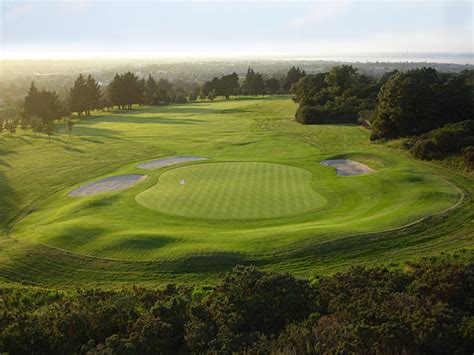 Killiney Golf Club, Killiney, Ireland - Albrecht Golf Guide Europe at 1Golf.eu