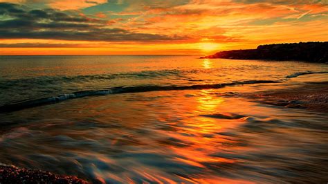 Beauty In Nature Land Romantic Sky Sunset Horizon Over Water Outdoors Dramatic Sky