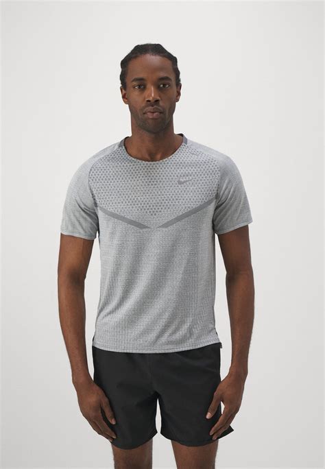 Nike Performance Techknit Ultra Sport T Shirt Smoke Grey Grey Fog