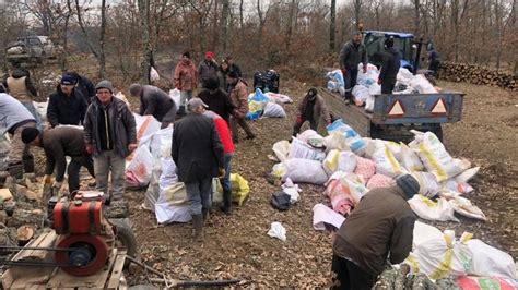 Edirne de orman köylüleri deprem bölgelerine yakacak odun gönderdi