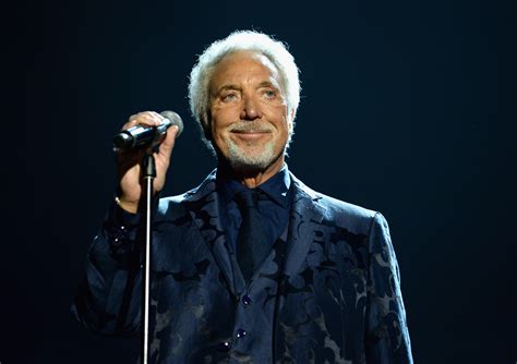 Tom Jones On Meeting Elvis ‘panty Magnet Phase Rolling Stone