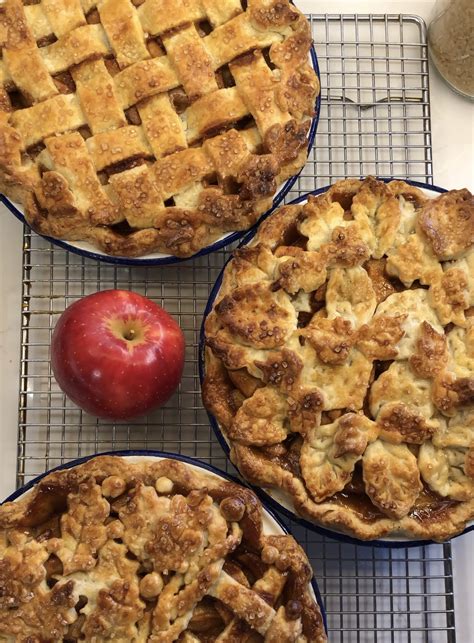 Bourbon Caramel Apple Pie Workshop 2 - The Lemon Apron