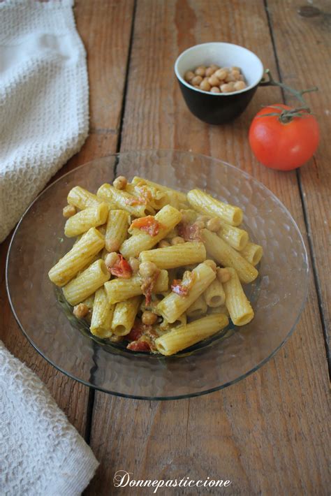 Pasta Con Ceci E Pesto Di Basilico Donnepasticcione