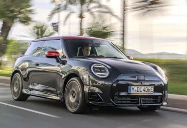 El nuevo MINI Cooper Eléctrico abraza la deportividad pura el