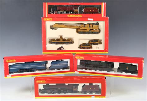 A Collection Of Hornby Railways And Hornby Gauge Oo Items Comprising R