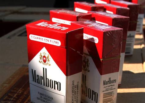 Las Cajetillas De Tabaco De Marlboro Landm Y Chesterfield Suben De