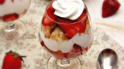 Receta De Parfaits De Fresas Con Crema Quericavida