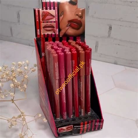 Romantic Color Lip Pencil Set of 6 | otwooofficial.pk