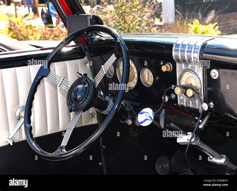 1935 red Ford Cabriolet convertible Stock Photo - Alamy