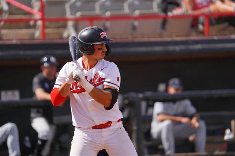 Unlv Baseball Takes Series Over San Jose State Spartans 2 1 Unlv