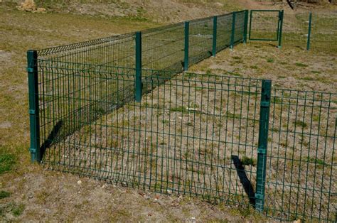 Fence With A Bottom Which Is Made Of Collapsed Panels As Protection