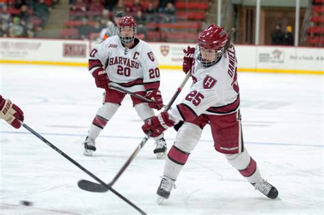 Harvard Women S Ice Hockey Season In Photos Sports The Harvard Crimson