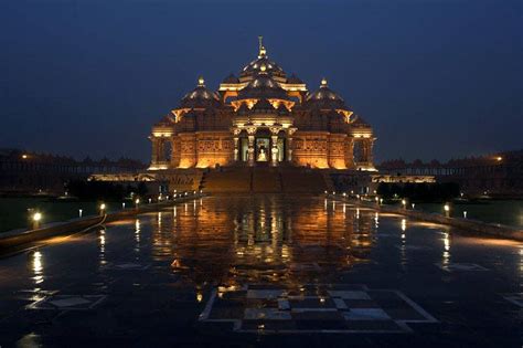 Akshardham Temple Delhi Night