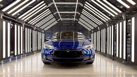 Elon Musks New Tesla Model S Is Now The Quickest Mass Produced Car In