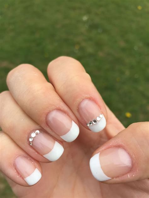 French Manicure With Swarovski Rhinestone Detail My Nails Manicure Bio Sculpture Nails