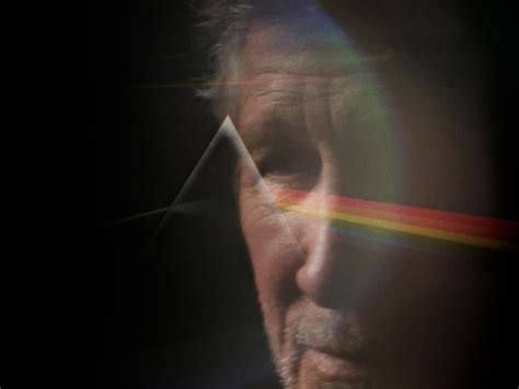 Roger Waters Announces The Dark Side Of The Moon Redux Live Show UNCUT