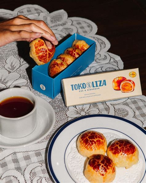 Toko Kue Liza Bandung Review Lokasi Harga Dan Menu Andalan