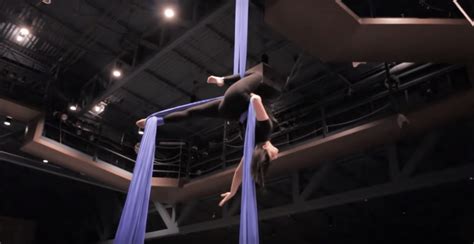 15 Simple Aerial Silks Beginner Tricks Jv Flexibility Aerial Silks Beginner Aerial Silks