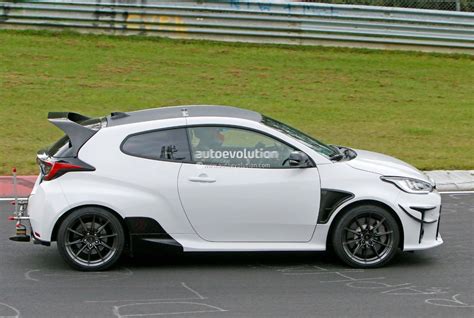 Hardcore Toyota Gr Yaris Grmn Will Be A Lightweight Two Seater