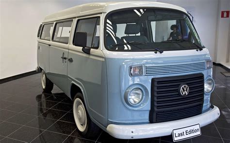 Kombi completa 61 anos no Brasil relembre versões Pajuçara Auto