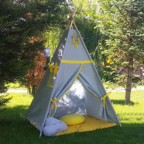 CORT TEEPEE PENTRU JOACA AFARA Decor Pentru Copii