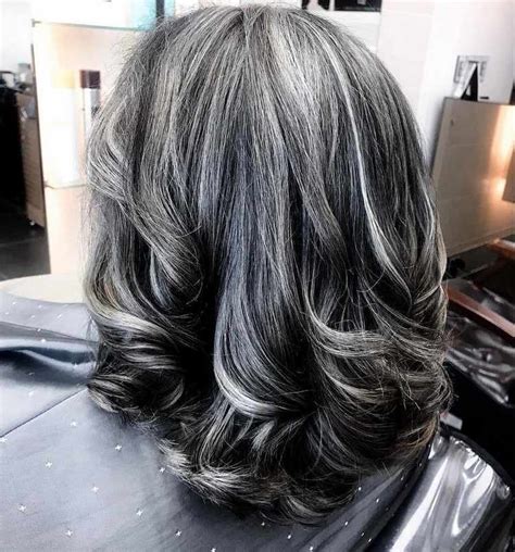 Salt and Pepper Hair Color – Make Your Gray Hair Look Super Trendy