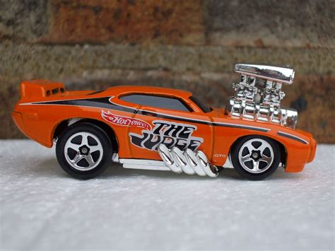 Hot Wheels Tooned Pontiac Gto The Judge In Orange 2003 1st Editions Hot Wheels Hot Wheels