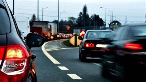 Accident grav pe Valea Prahovei TRAFIC în coloană