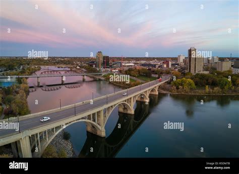 Saskatoon Saskatchewan Aerial Hi Res Stock Photography And Images Alamy