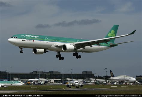 Ei Crk Airbus A330 301 Aer Lingus Helmut Schnichels Jetphotos