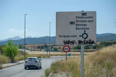 Terrassa Vol Una Ronda Nord Soterrada O En Trinxera