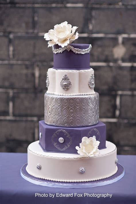 Wedding And Bridal Cakes In 2020 Purple Wedding Cakes Wedding Cake