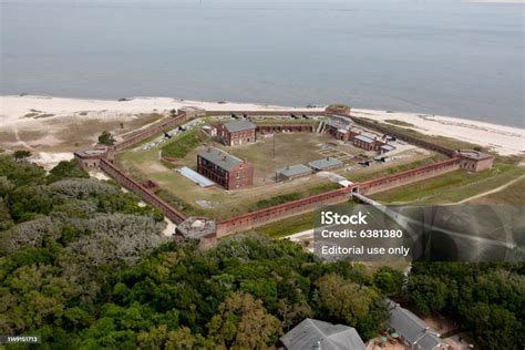 Aerial View Of Fort Clinch Stock Photo - Download Image Now - Civil War ...